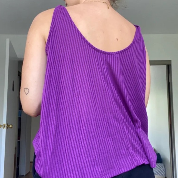 Purple top - Picture 3 of 3